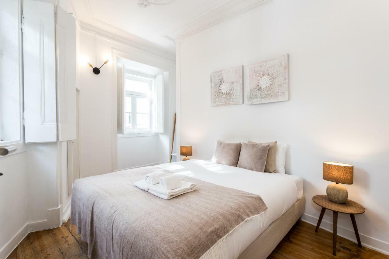 Alfama Tale Four-Bedroom Apartment W/ River View - By Lu Holidays Lisboa Kültér fotó