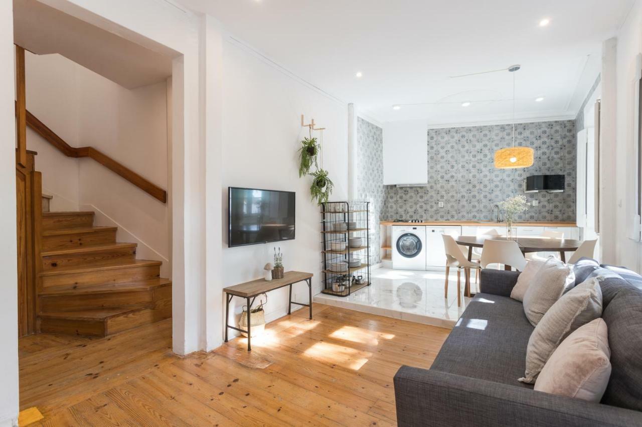 Alfama Tale Four-Bedroom Apartment W/ River View - By Lu Holidays Lisboa Kültér fotó